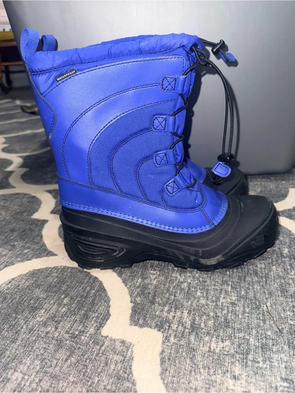 The North Face Alpenglow Boots size  7